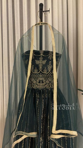 لبس هندي فخم ب اكثر من قطعه