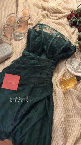 فستان مناسبات دانتيل انيق