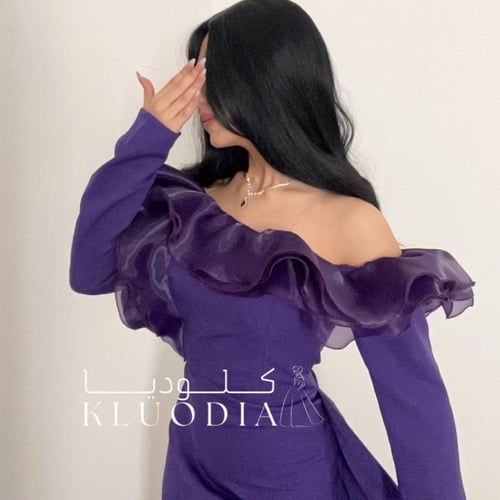 فستان سهره فخم بذيل طويل