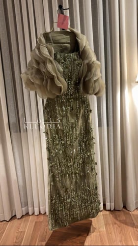 فستان سهره فخم زيتي بقطعتين منفصله