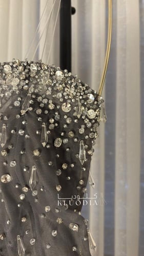 فستان سهره بكرستال وذيل جانبي