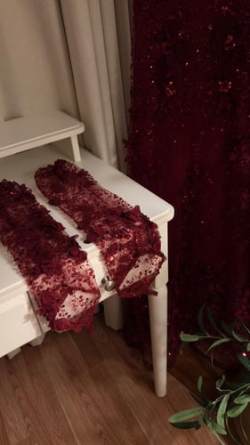 فستان سهره فخم بتطريز+ورد باكمام منفصله