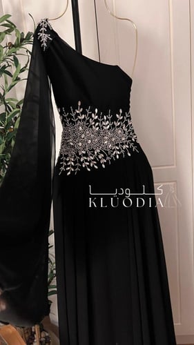 فستان اسود جورجيت شيفون مطرز