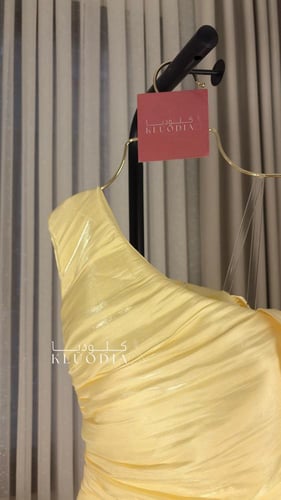 فستان حفلات لون ليموني