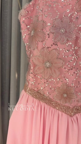 فستان مناسبات وردي+ شال منفصل