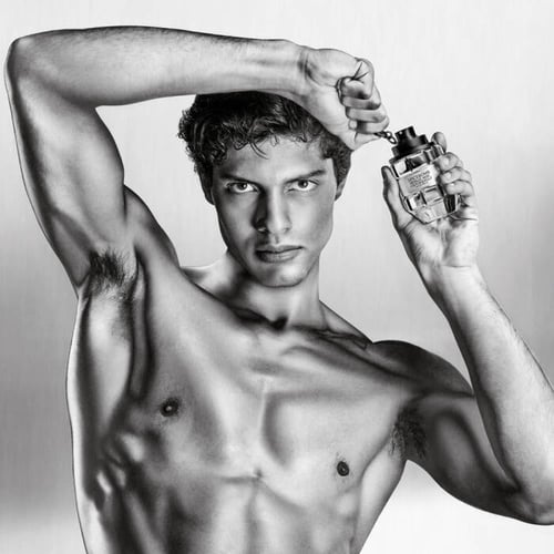 فيكتور اند رولف سبايس بومب ميتالك مسك أو دو برفيوم...