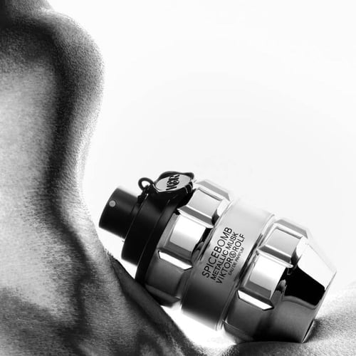 فيكتور اند رولف سبايس بومب ميتالك مسك أو دو برفيوم...