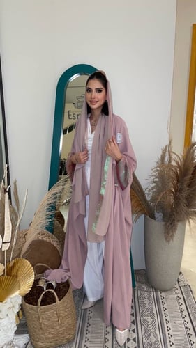 عباية قطري بينك مع لمعه - زيج طرحه