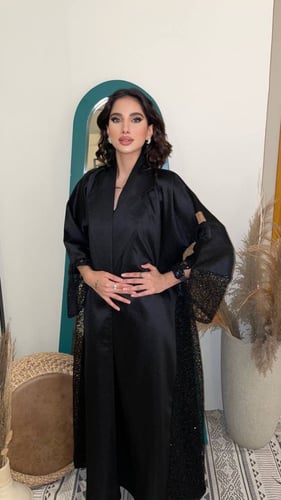 عباية كلوش القماش تفته مع شبك لامع