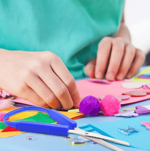 مقص الأطفال بمقبض دائري | لون عشوائي