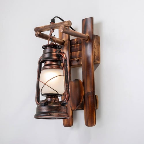 سراج انارة مفرد بحامل خشبي تراثي