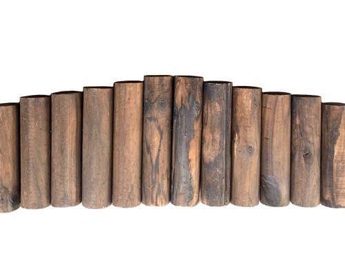 سياج خشبي هرمي