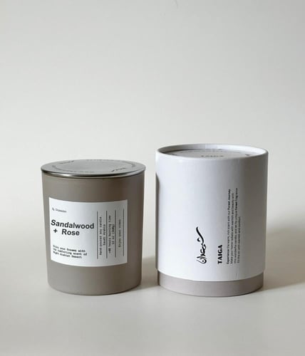شمعة Sandalwood + Rose برائحة الصندل والروز