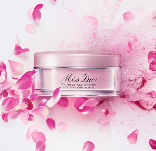 بودرة ديور ميس ديور بلومينج المعطرة
