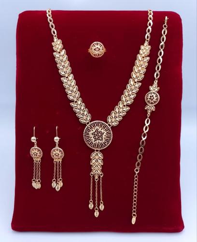 طقم مجوهرات بديل الذهب فاخر