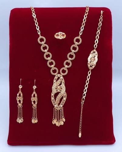 طقم مجوهرات بديل الذهب فاخر