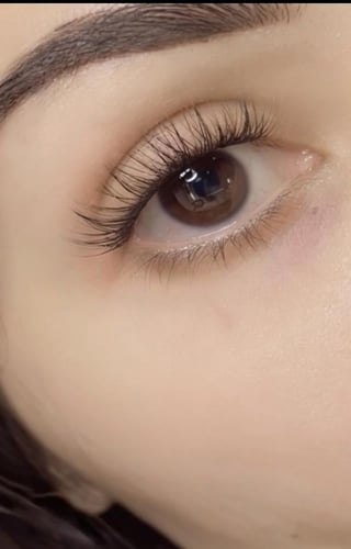 رموش بصمغ ذاتي DREAM