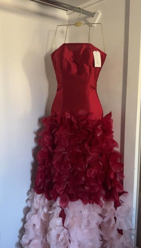 فستان ورود احمر