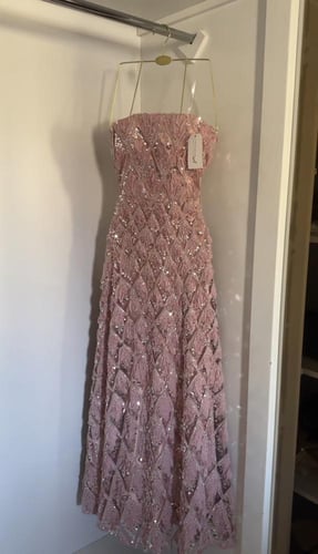 فستان أميره