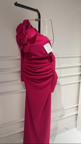 فستان جميله