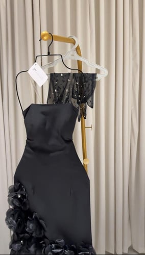 فستان هيفاء