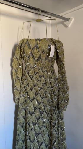 فستان أميره عشبي