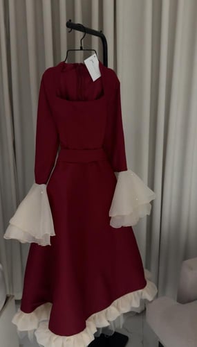 فستان هيفاء