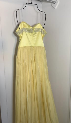 فستان اميره