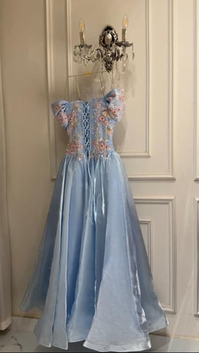 فستان حسناء