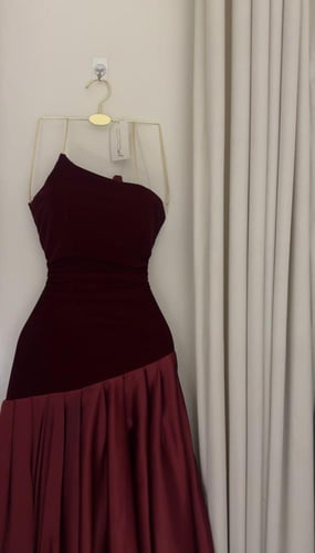 فستان ايمان