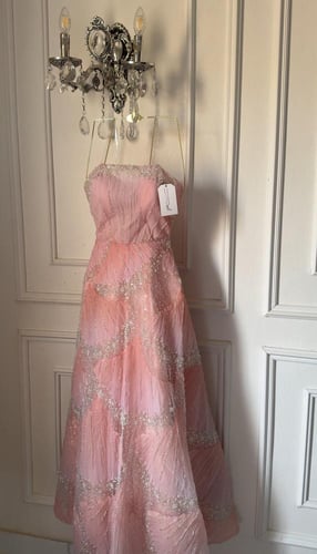 فستان امارا