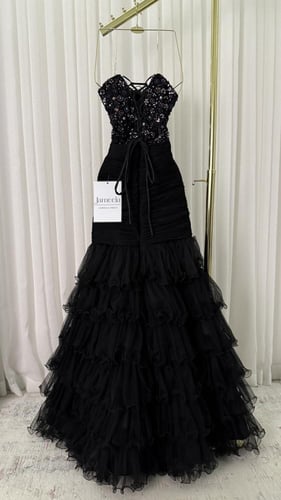 فستان اسمهان