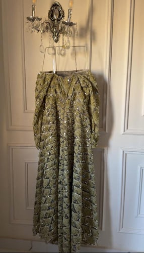 فستان أميره عشبي