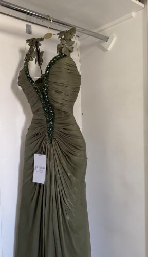 فستان اسراء