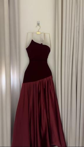 فستان ايمان