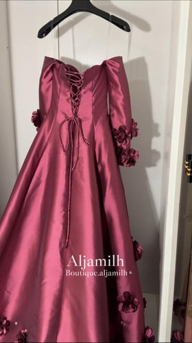 فستان ريناد