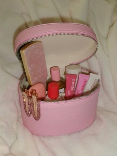 شنطة ميكب ساي ( وردي الحجم small)