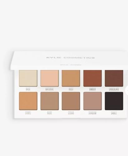 باليت اي شدو كايلي ( مات )