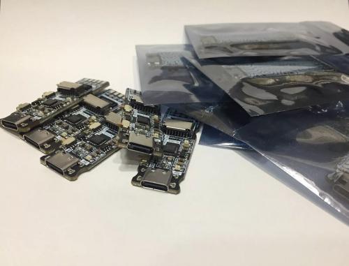 قارئ وكاتب ذاكرة السويتش (eMMC)