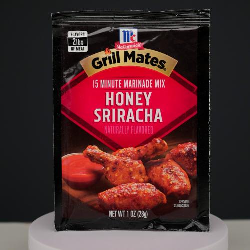 خلطة سيراتشا بالعسل جريل ميت 1 ظرف (McCormick)