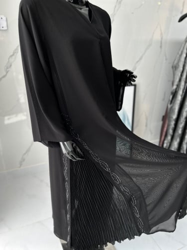 Filled with double chiffon, broken pieces.