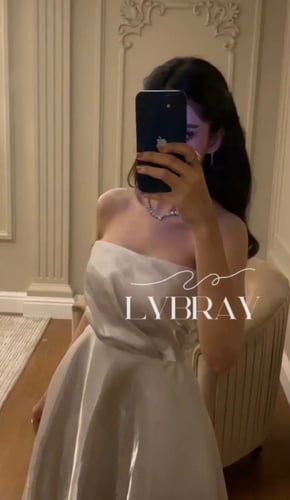 فستان ابيض طويل