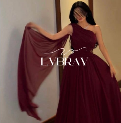 فستان عودي طويل