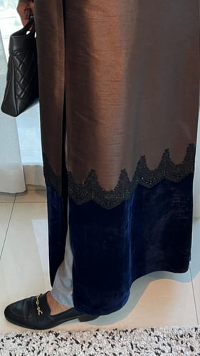 عباية مخمل