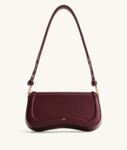 حقيبة من JW PEI