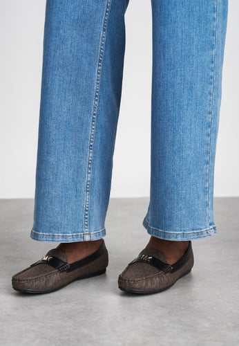 جزمة من Michael Kors