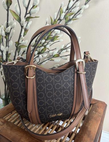 حقيبة من Calvin Klein