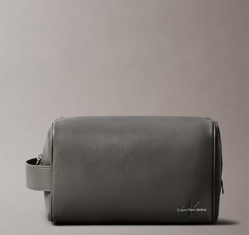 حقيبة من Calvin Klein