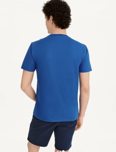 تي شيرت من DKNY