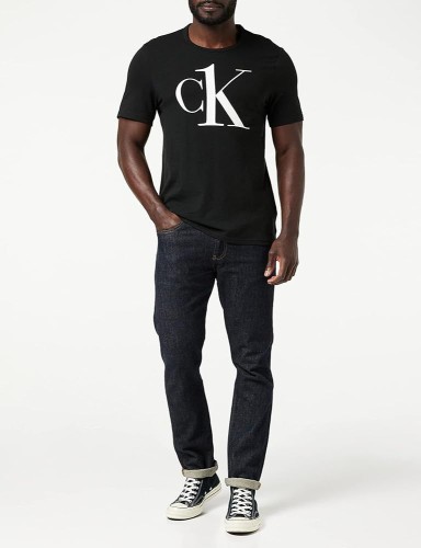 تي شيرت Calvin Klein
